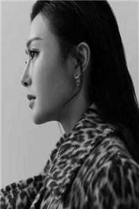 开局娶女帝，我靠签到拿捏朝政全文完结