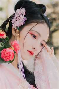 天后上热搜后，我国士身份被曝光了