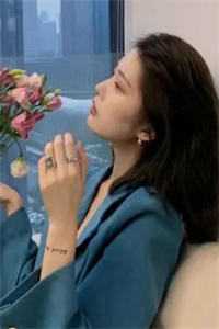 女总裁将五百万奖金颁给实习生后，我直接让公司破产推荐