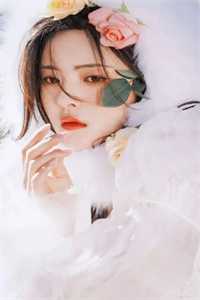 会议上未婚妻嫌我多嘴，我闭嘴后公司却倒闭了短篇