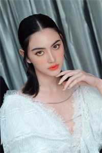 重生：钓系嫡女一再示好，摄政王扛不住了推荐