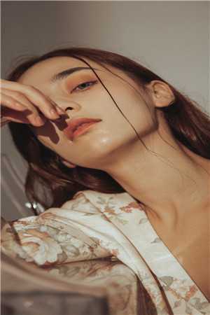 雪落无声覆白头完整作品