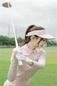 资助的贫困生傍上了我老婆小说免费