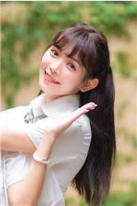 曾许她凤冠霞帔列表