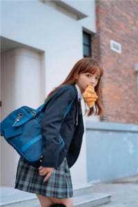 惨死五个孩子后，我死后皇帝疯魔了全文免费