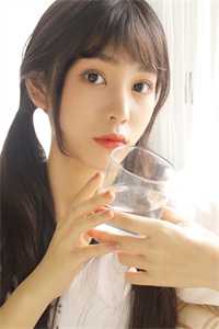 系统让我变成乖皇后，皇帝慌了列表