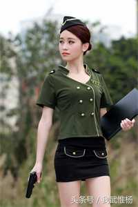 会议上未婚妻嫌我多嘴，我闭嘴后公司却倒闭了免费看