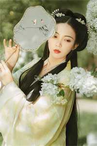 雾隐山中雪无删减+无广告