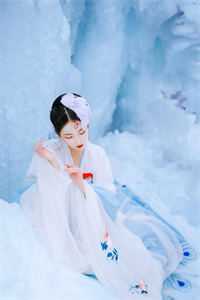 父凭子贵，太子爷夜夜哄着要生二胎的小说