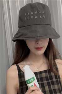 重生三世知道爸爸最爱的女儿是谁后，我和妹妹杀疯了章节