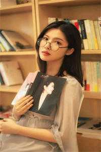 首长的早死妻觉醒，带崽随军享福后续